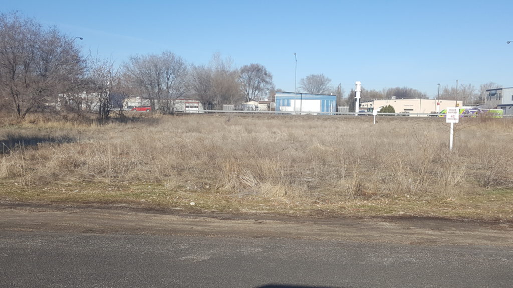 Image of empty commercial lot