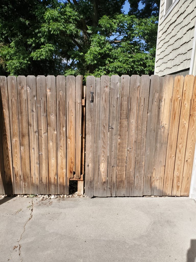 Image of a gate/fence to be repaired