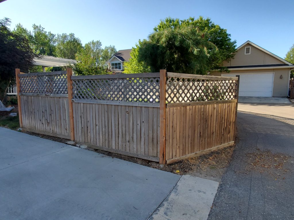 Image of fence before white washing